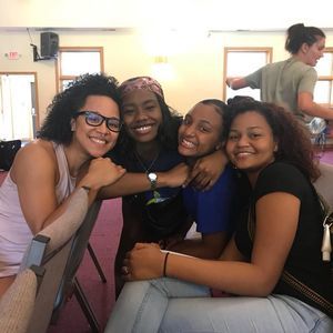 Meet your Posher, Nicole